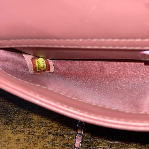 Chanel patent leather pink  purse - Picture 7 of 7